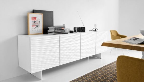 KOMODA OPERA CALLIGARIS